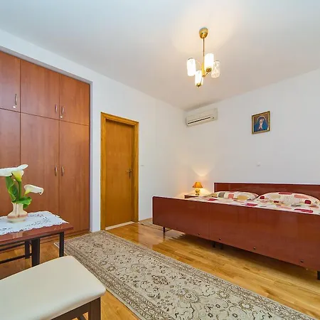 Guest house Katica 3*